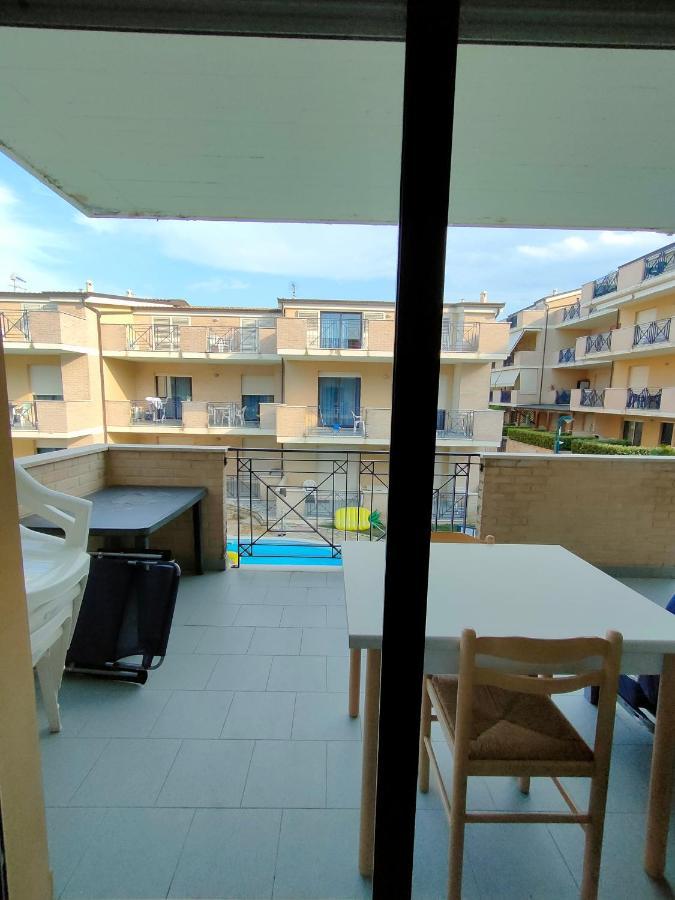 بينيتو Appartamento Con Piscina Green Bay Village المظهر الخارجي الصورة
